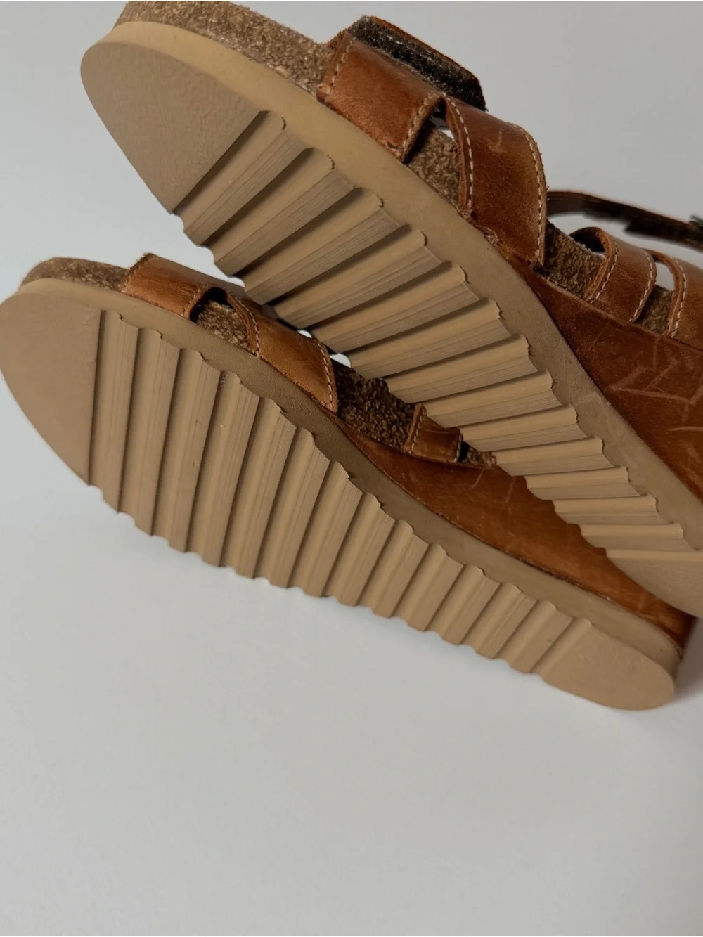 Taos Footwear Brown wedge Leather Strappy Sandals